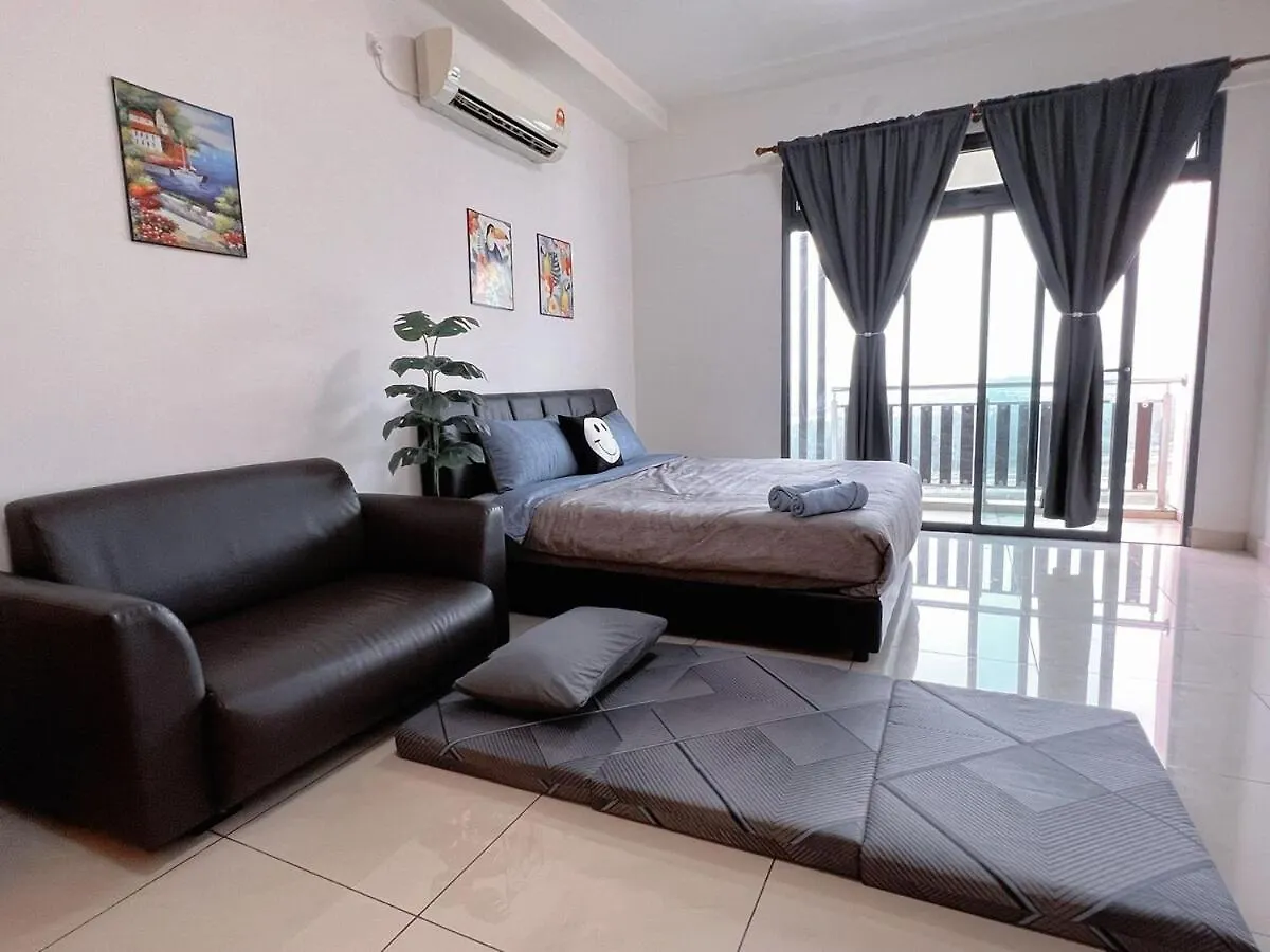 Spacious Cozy Studio 1-3 Pax At D Secret Garden - Kempas-Setia Tropika-Jb Centre-Mid Valley-Paradigm-Utm, Business Welcome Johor Bahru