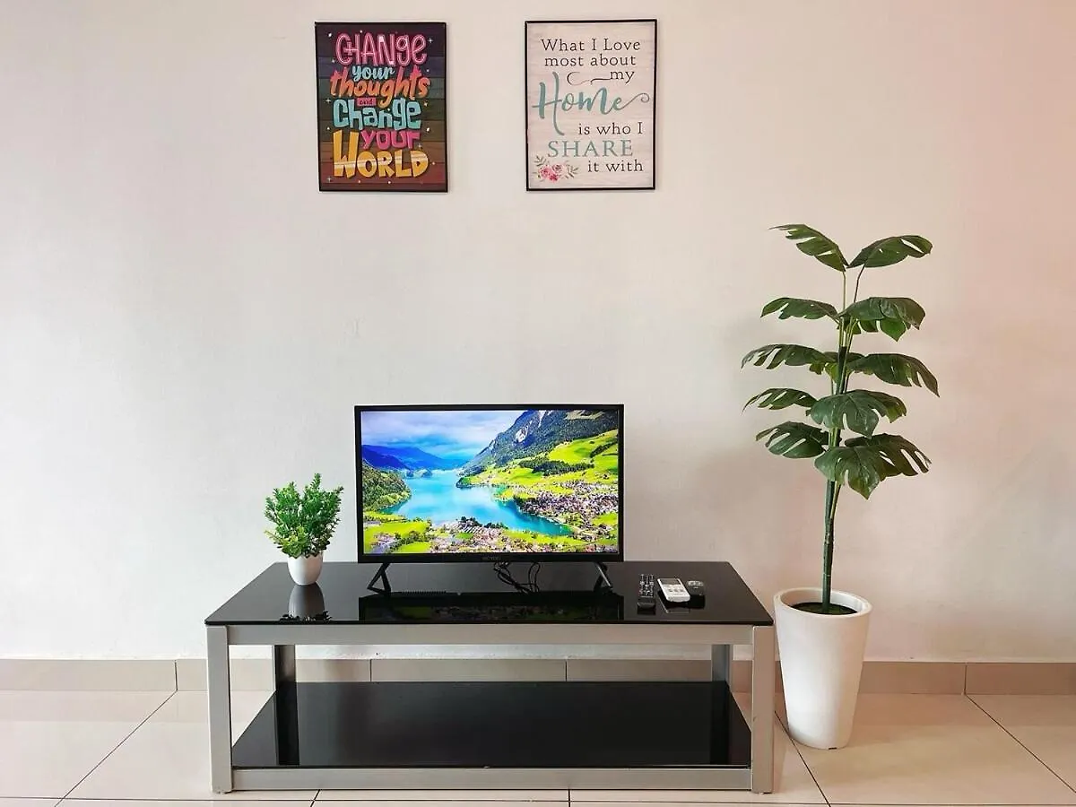 Spacious Cozy Studio 1-3 Pax At D Secret Garden - Kempas-Setia Tropika-Jb Centre-Mid Valley-Paradigm-Utm, Business Welcome Johor Bahru
